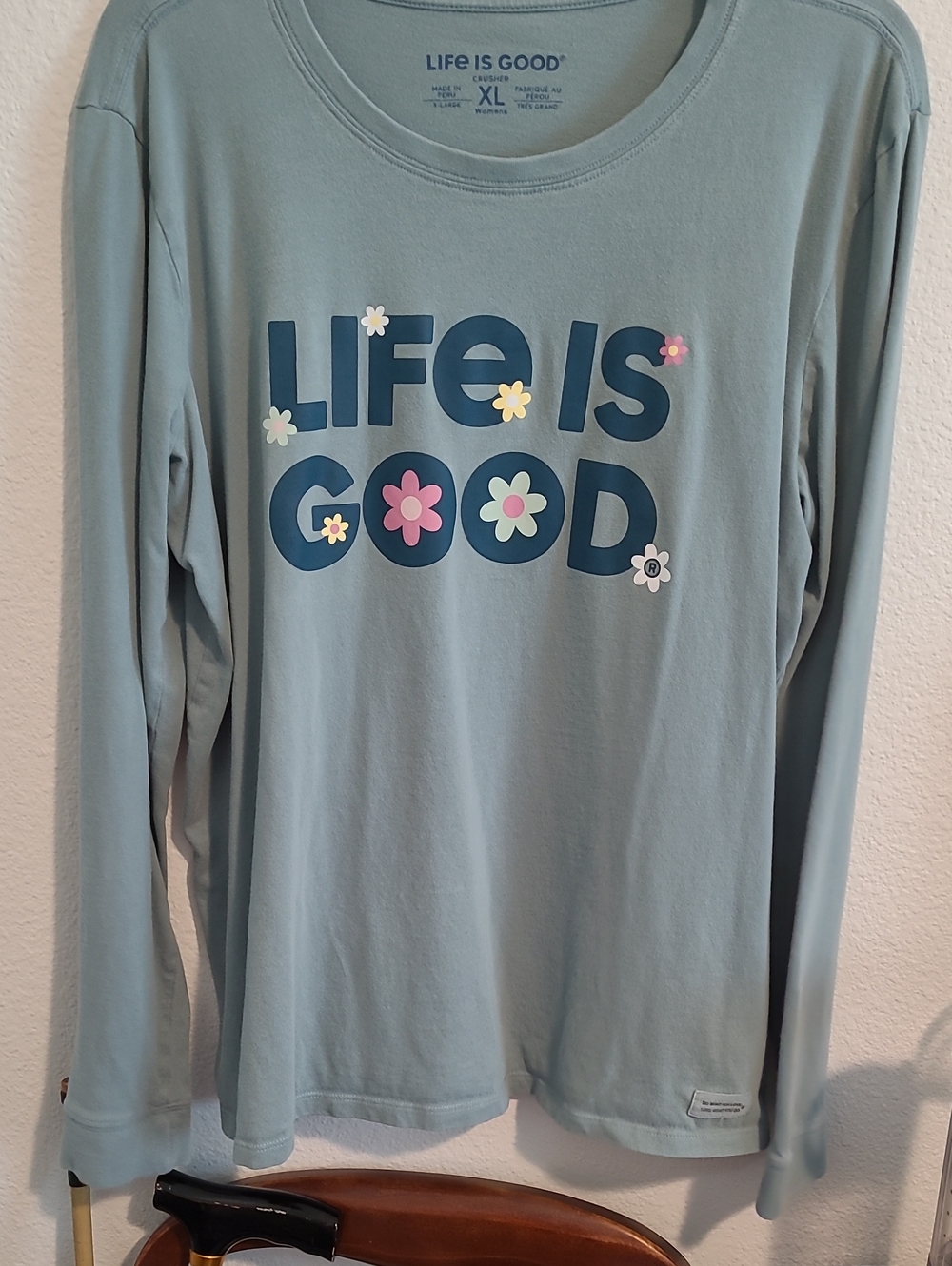 Life Is Good  Green Women Long Sleeve Tee with Logo and Pastel Flowers XL